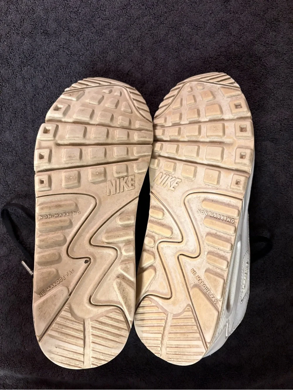 Size 7Y Nike Air Black Leather‎ Athletic Sneakers